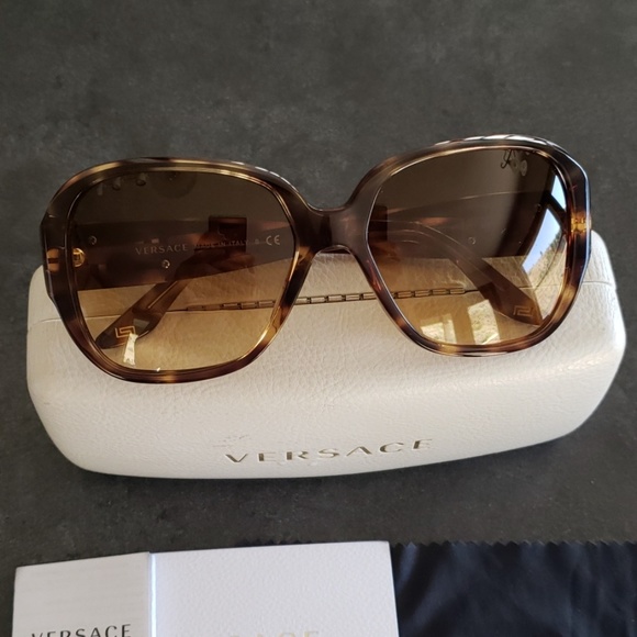 Versace Sunglasses - Picture 2 of 8